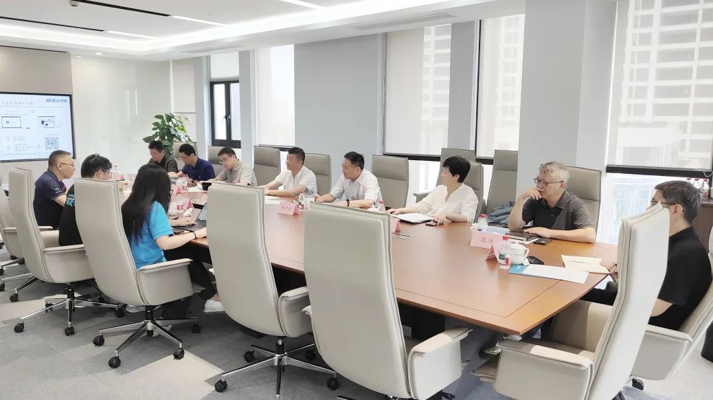 浙江臺州市建設局與上海市工程質協(xié)代表團蒞臨蔚建科技考察交流(圖4)